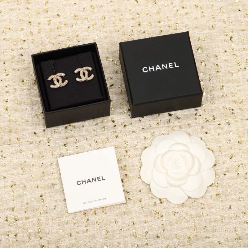 Ch**el earrings